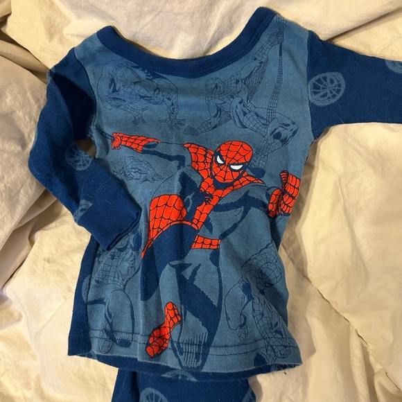 Spider-Man Pajama Set - Red and Blue | Size 12M - Picture 5 of 7